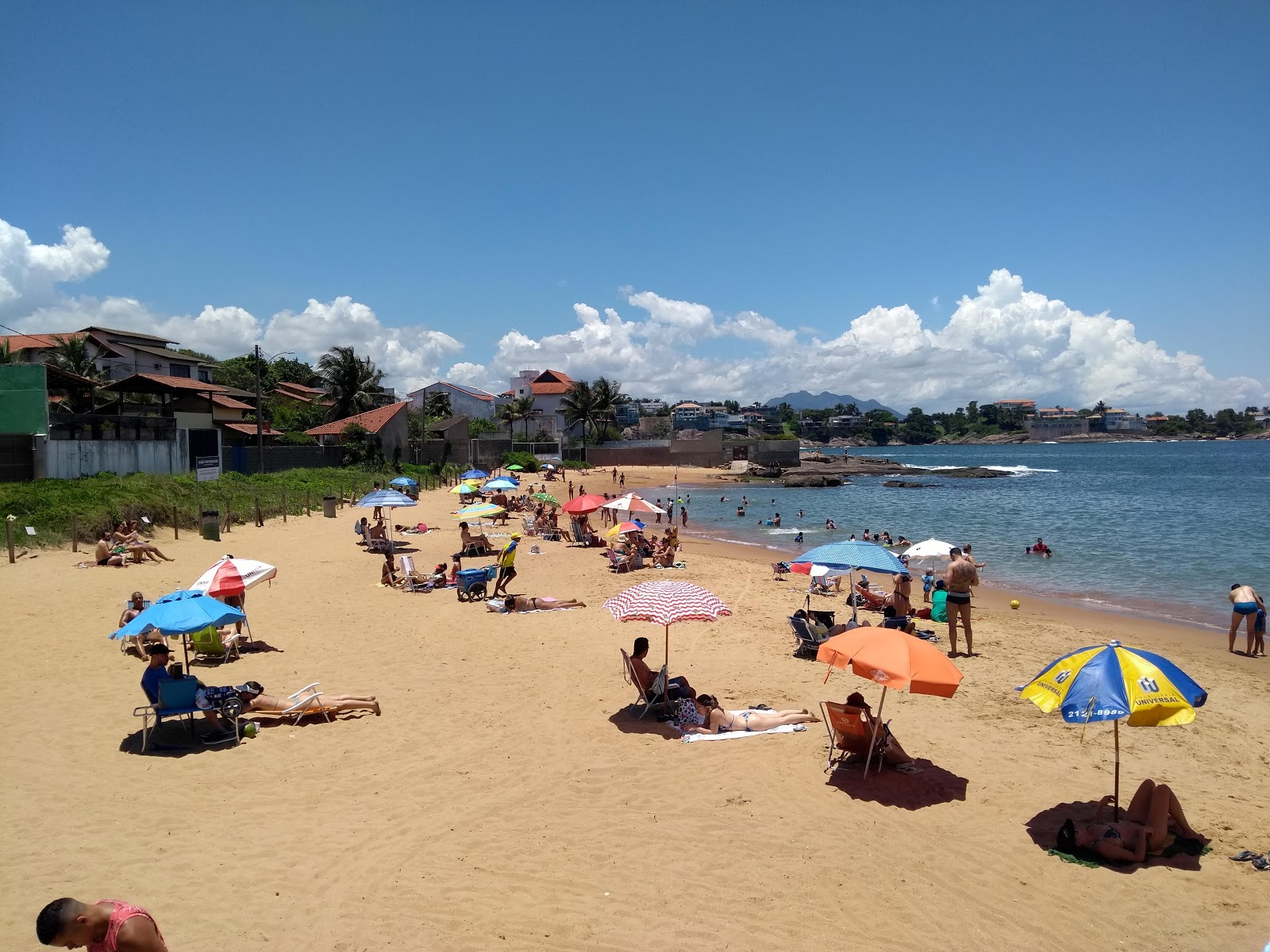 Photo of Praia da Direita with turquoise water surface