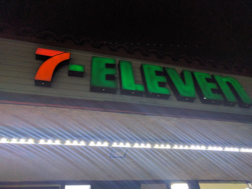 Convenience Store «7-Eleven», reviews and photos, 1802 E Huntington Dr, Duarte, CA 91010, USA