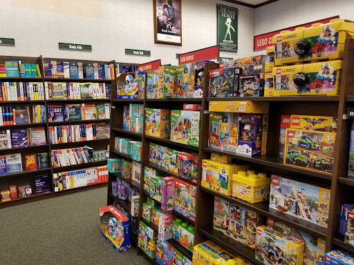 Book Store «Barnes & Noble», reviews and photos, 31325 Pacific Hwy S, Federal Way, WA 98003, USA