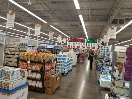 Supermarket «Hy-Vee», reviews and photos, 1403 N Veterans Pkwy, Bloomington, IL 61704, USA