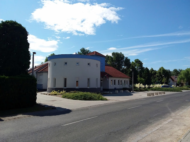 Értékelések erről a helyről: 1. sz. Napközi Otthonos Óvoda-Szivárvány Óvoda, Dabas - Óvoda