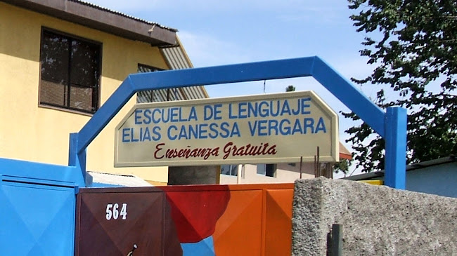 Escuela de Lenguaje Elías Canessa Vergara