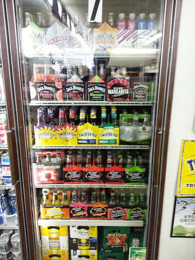 Lottery Retailer «Reems», reviews and photos, 1825 13th St SW, Akron, OH 44314, USA