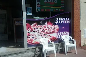 Aubergenville Di Napoli Pizza image