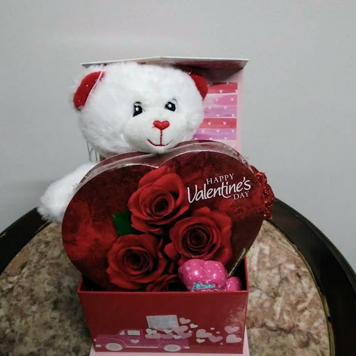 Florist «Rialto Florist», reviews and photos, 114 S Riverside Ave, Rialto, CA 92376, USA