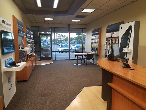 Cell Phone Store «AT&T Authorized Retailer», reviews and photos, 3949 E Castro Valley Blvd, Castro Valley, CA 94552, USA