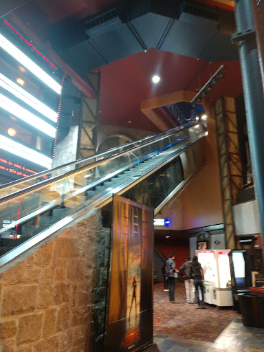 Movie Theater «Regal Cinemas Alamo Quarry 16», reviews and photos, 255 E Basse Rd, San Antonio, TX 78209, USA