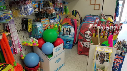 General Store «Goose Rocks Beach General Store», reviews and photos, 3 Dyke Rd, Kennebunkport, ME 04046, USA