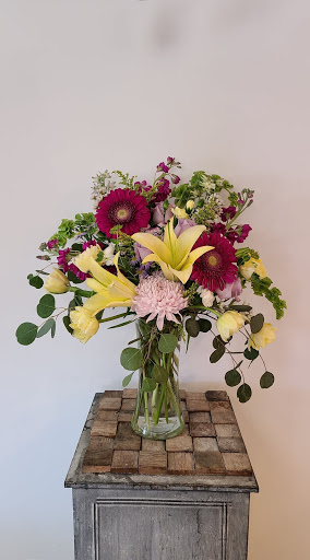 Florist «Kathy and Company Florist», reviews and photos, 221 Colchester Ave, Burlington, VT 05401, USA