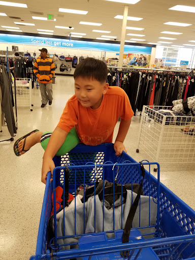 Clothing Store «Ross Dress for Less», reviews and photos, 3001 W Cheltenham Ave, Wyncote, PA 19095, USA