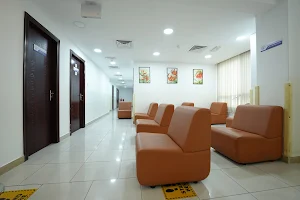 Al Soor Specialist Clinic image