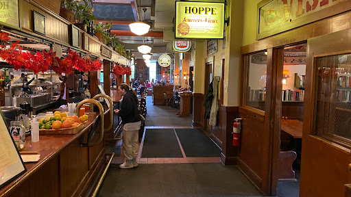 Movie Theater «McMenamins Power Station Theater & Pub», reviews and photos, 2126 SW Halsey St, Troutdale, OR 97060, USA