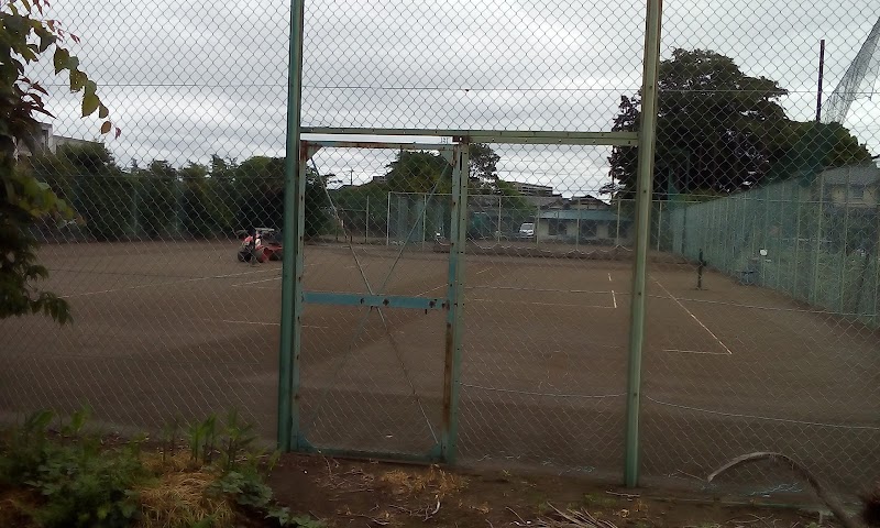 トライテニスクラブ
