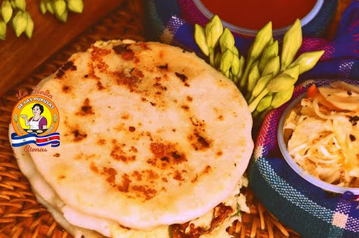 Pupusas Comida típica salvadoreña