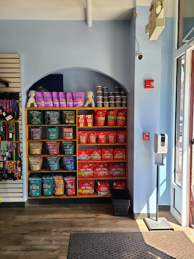 Pet Supply Store «Three Dog Bakery», reviews and photos, 444 Massachusetts Ave, Indianapolis, IN 46204, USA