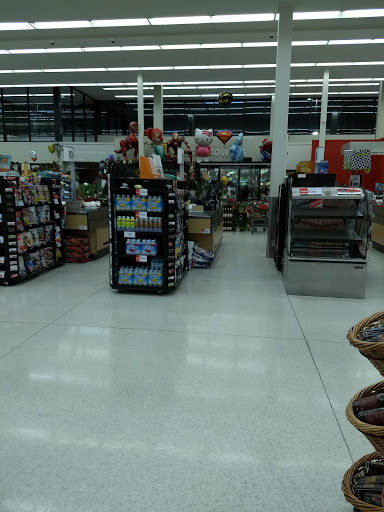 Supermarket «Hy-Vee», reviews and photos, 207 NE Englewood Rd, Kansas City, MO 64118, USA