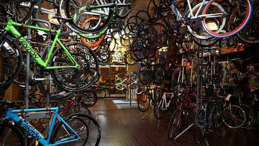 Bicycle Store «Big City Bikes», reviews and photos, 2425 N Ashland Ave, Chicago, IL 60614, USA