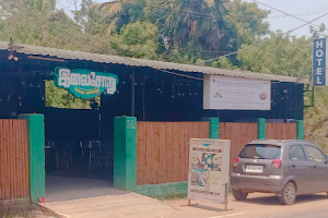 Ilaisoru Restaurant & Catering in Thiruninravur image