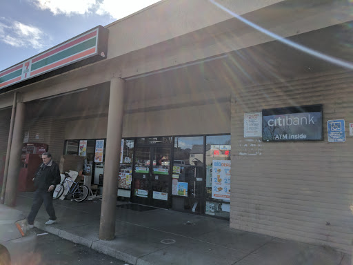 Convenience Store «7-Eleven», reviews and photos, 22317 Redwood Rd, Castro Valley, CA 94546, USA