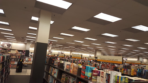 Book Store «Books-A-Million», reviews and photos, 5900 Sugarloaf Pkwy #321, Lawrenceville, GA 30043, USA