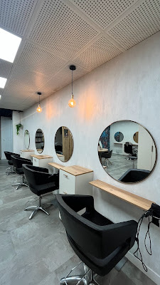 LE SALON DE PIERRE - MAYENNE / SALON DE COIFFURE à Mayenne