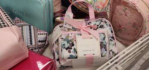 Clothing Store «Ross Dress for Less», reviews and photos, 3050 E Lohman Ave, Las Cruces, NM 88011, USA