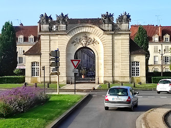 Porte du PONT de vitry le François