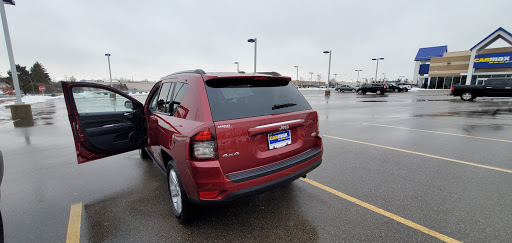 Used Car Dealer «CarMax», reviews and photos, 4431 28th St SE, Kentwood, MI 49512, USA