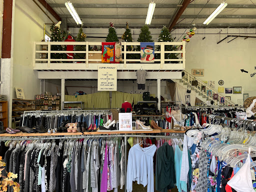 Thrift Store «Kauai Humane Society: Blooming Tails Resale Store», reviews and photos