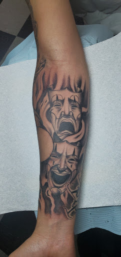 Tattoo Shop «X Treme Tattoo & Piercing», reviews and photos, 4026 Colorado Ave, Village of Sheffield, OH 44054, USA