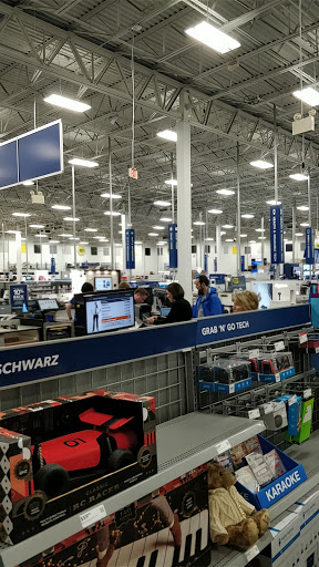 Electronics Store «Best Buy», reviews and photos, 26 Cypress St, Williston, VT 05495, USA