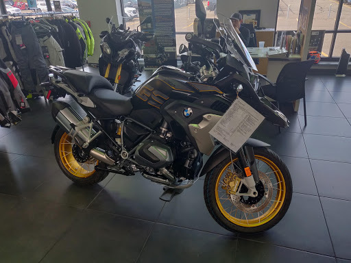 BMW Motorcycle Dealer «BMW Motorcycles Southeast Michigan», reviews and photos, 14855 Sheldon Rd, Plymouth, MI 48170, USA