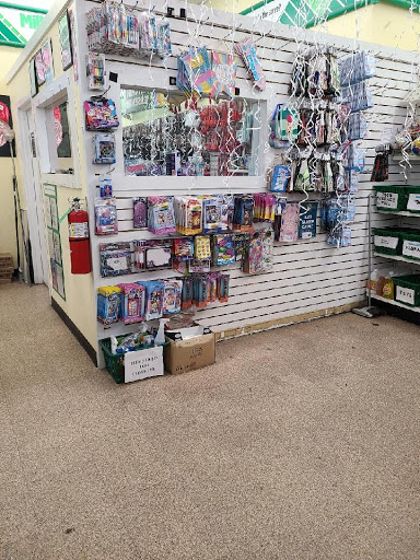 Dollar Store «Dollar Tree», reviews and photos, 1760 N Moorpark Rd, Thousand Oaks, CA 91360, USA