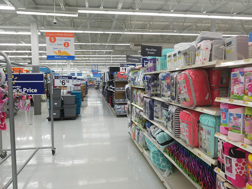 Department Store «Walmart Supercenter», reviews and photos, 9190 Highland Rd, White Lake, MI 48386, USA