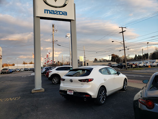 Used Car Dealer «Montrose Mazda in Kent», reviews and photos, 1127 W Main St, Kent, OH 44240, USA