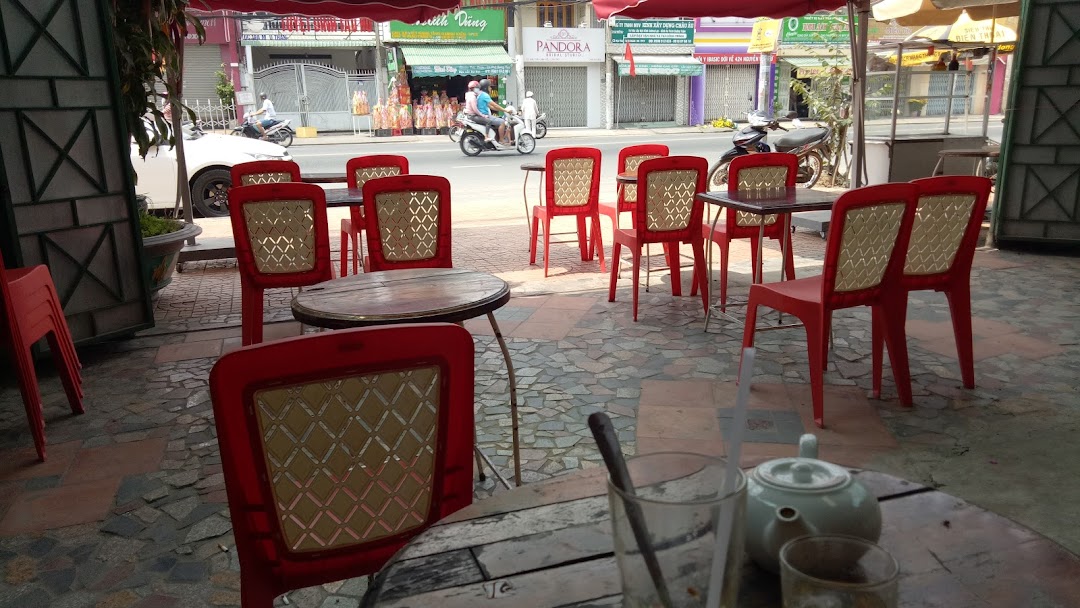 Quán Café Sân Vườn 3F