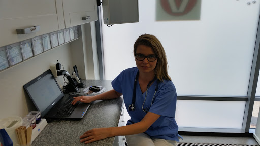 Tierarztpraxis prakt.Tierärztin Julia Bator unter Würzburg, Bayern