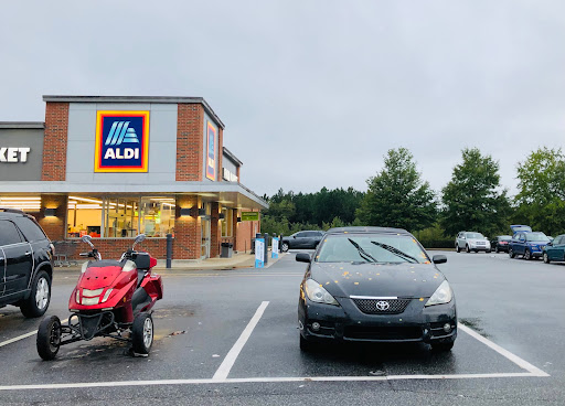 ALDI Greenville, SC, 6149 White Horse Rd, Greenville, SC 29611, USA, 