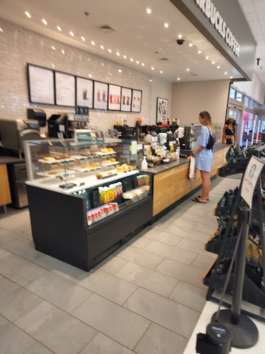 Department Store «Target», reviews and photos, 11051 Victory Blvd, North Hollywood, CA 91606, USA