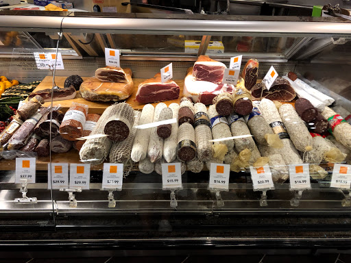 Shopping Mall «Uptown Shopping Center», reviews and photos, 2364 W Burnside St, Portland, OR 97210, USA