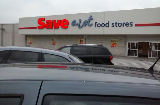 Grocery Store «Save-A-Lot», reviews and photos, 45-47 Ellicott St, Batavia, NY 14020, USA