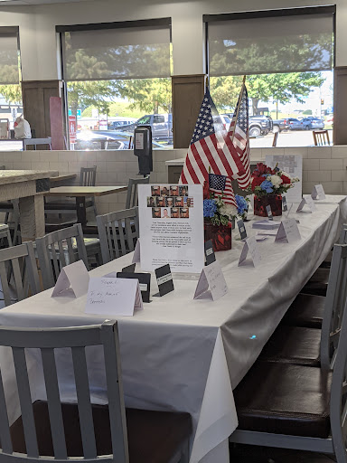 Fast Food Restaurant «Chick-fil-A», reviews and photos, 996 US-287 BYP, Waxahachie, TX 75165, USA