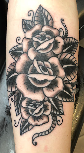 Tattoo Shop «Club Tattoo Scottsdale», reviews and photos, 4255 N Winfield Scott Plaza, Scottsdale, AZ 85251, USA