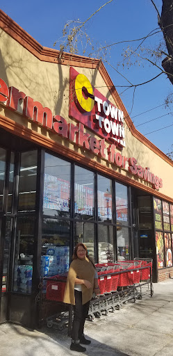 Grocery Store «C-Town Supermarkets», reviews and photos, 451 E King St, Lancaster, PA 17602, USA