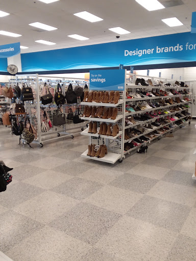 Clothing Store «Ross Dress for Less», reviews and photos, 20 N West End Blvd, Quakertown, PA 18951, USA