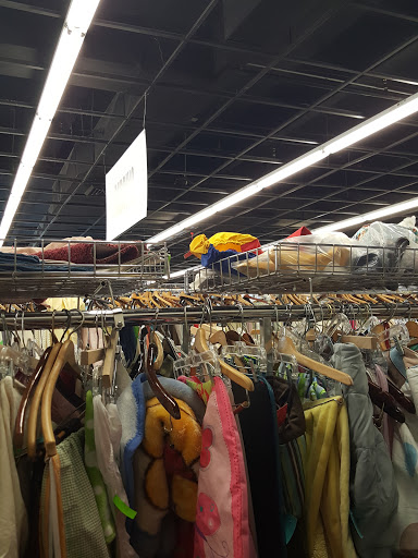 Thrift Store «American Thrift Store», reviews and photos, 5051 N University Dr, Lauderhill, FL 33351, USA