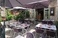 Atmosphère du Restaurant le Castel à Aiguèze - n°1