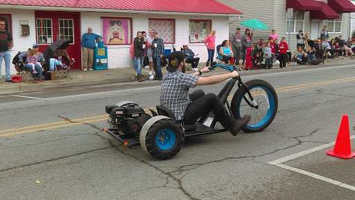 Dessert Shop «Honey Creme Donut Shop», reviews and photos, 514 Vincennes St, New Albany, IN 47150, USA