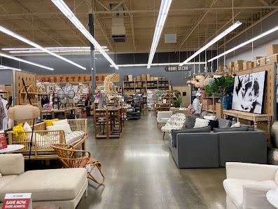 World Market 840 Ernest W Barrett Pkwy NW #200, Kennesaw, GA 30144