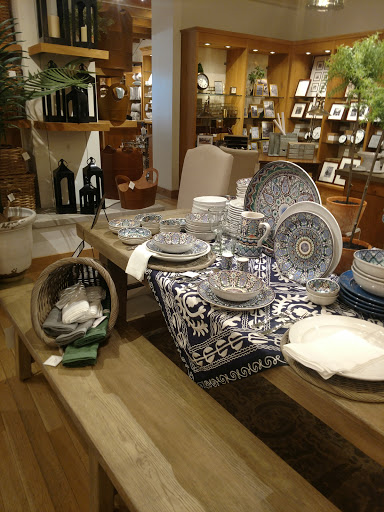 Furniture Store «Pottery Barn», reviews and photos, 15900 La Cantera Pkwy #5500, San Antonio, TX 78256, USA